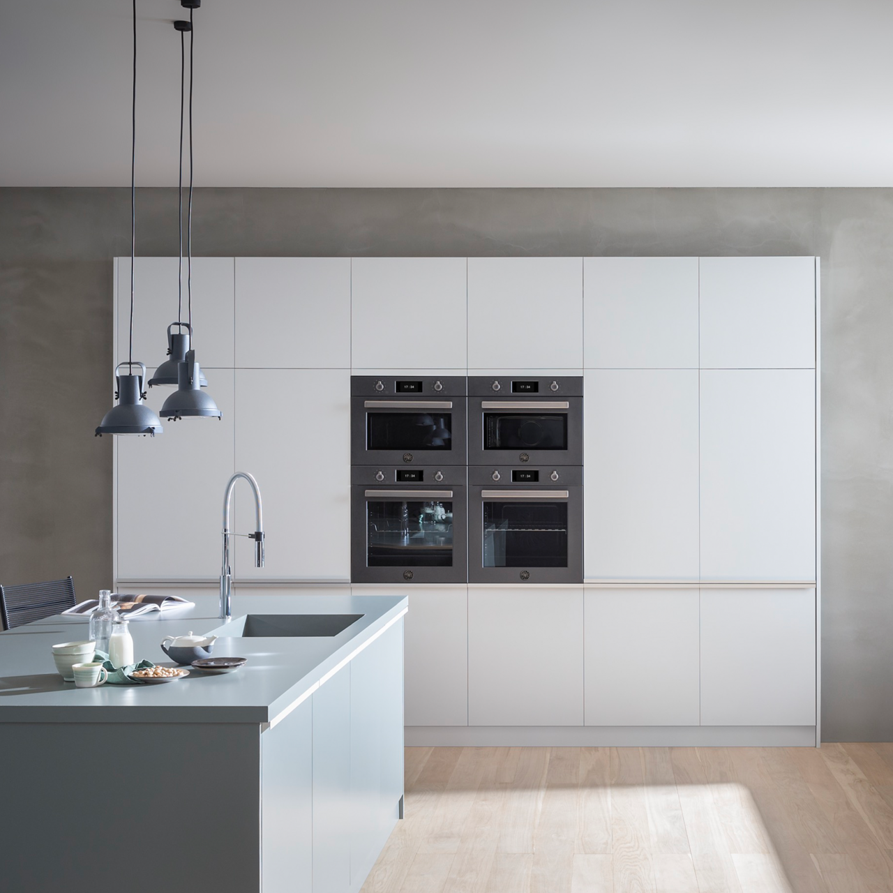 Professional Oven with Microwave 45cm, Matte Black Carbon