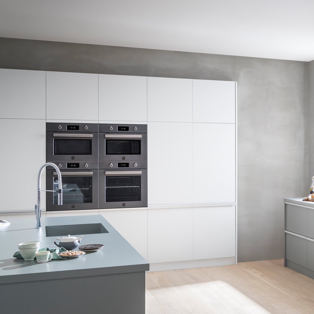 Professional Oven with Microwave 45cm, Matte Black Carbon