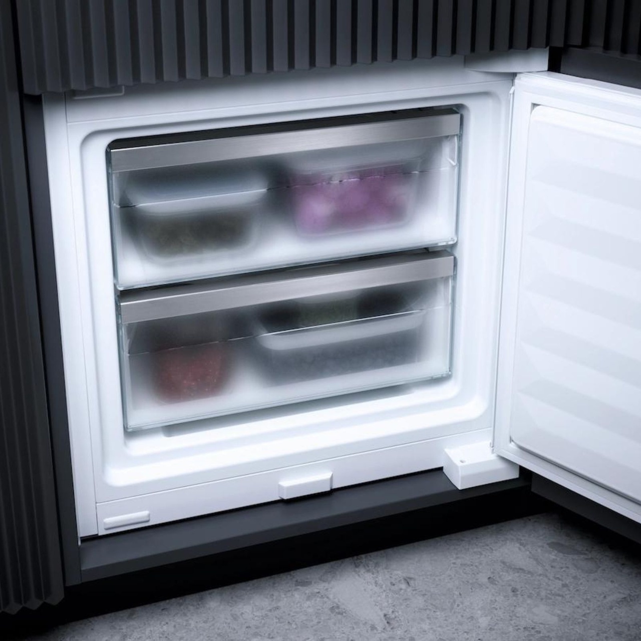 Miele Integrerat kyl/frysskåp KF 7742 C