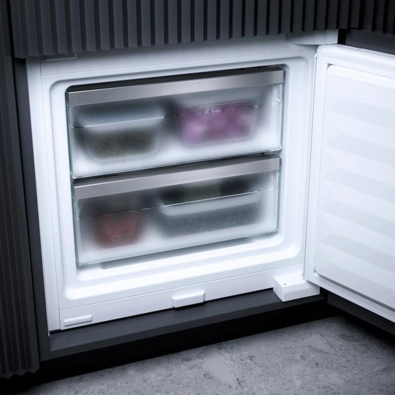 Miele Integrerat kyl/frysskåp KF 7742 C