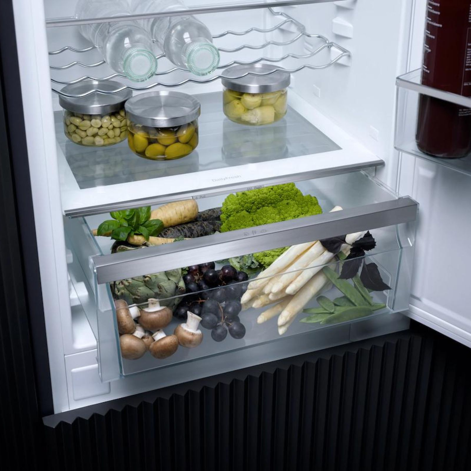 Miele Integrerat kyl/frysskåp KFN 7734 E