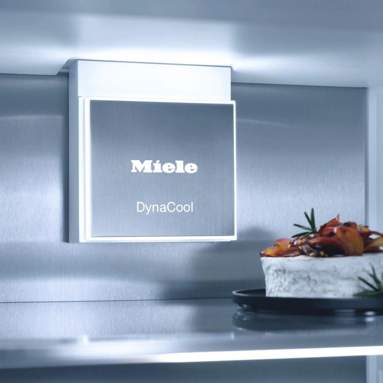 Miele Integrerat kyl/frysskåp KFN 7774 D