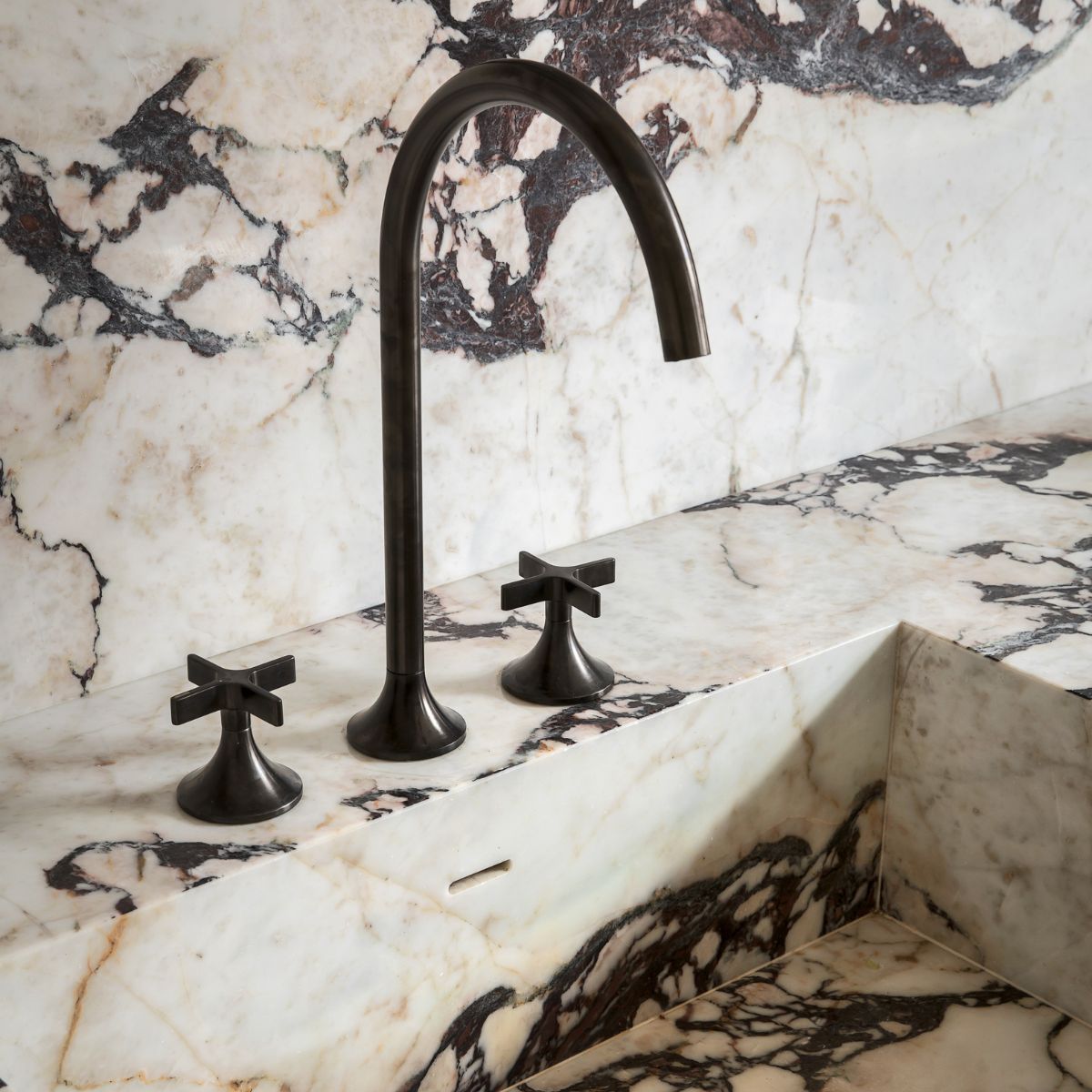 Tara Three-Hole Mixer Chrome