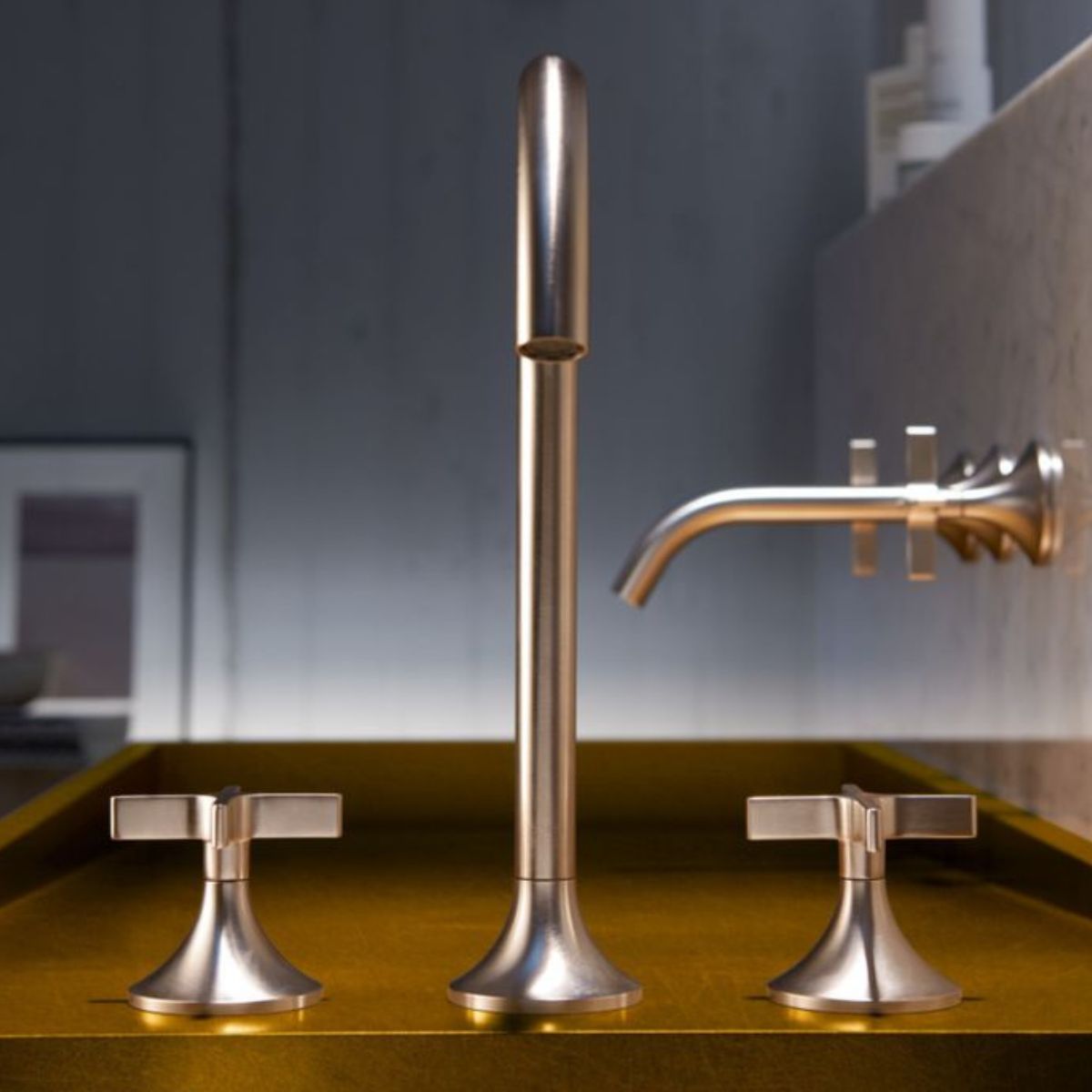 Tara Three-Hole Mixer Chrome